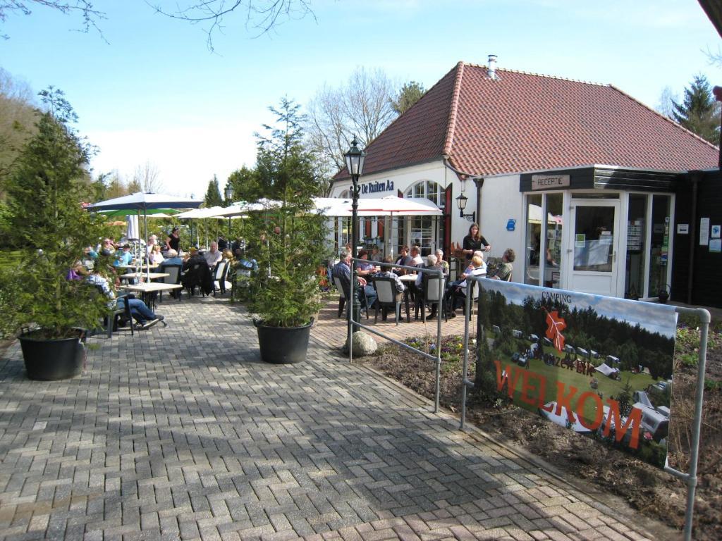 Vakantiepark De Bronzen Eik Sellingen Exterior foto